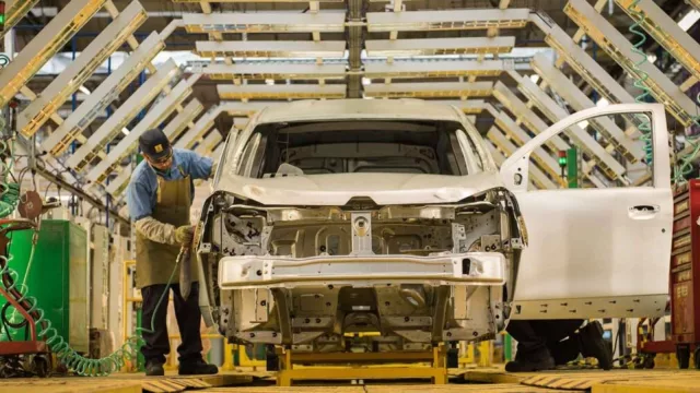 Renault Argentina comienza a exportar uno de sus modelos icónicos a Brasil