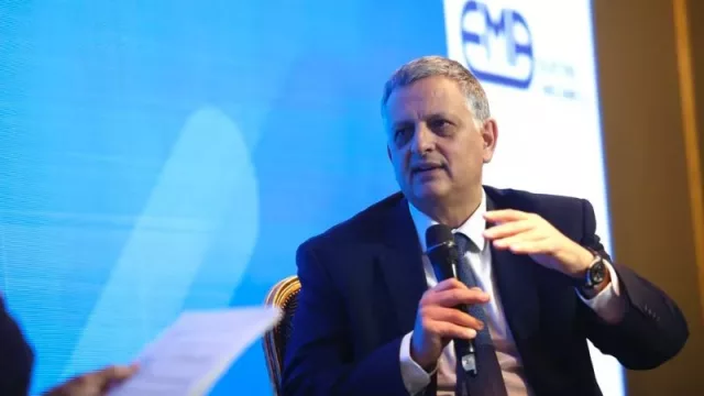 Confianza en el plan Milei y tensiones por deuda: así está el panorama en el sector energético argentino