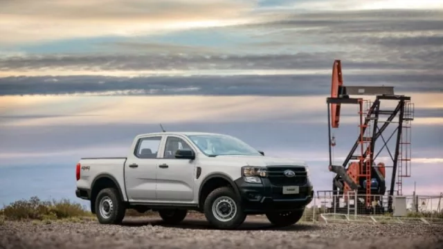 Ford Pro junto a Goldstein dijeron presente en la Expo Minera San Juan (y exhibieron su pick-up preparada para minería)
