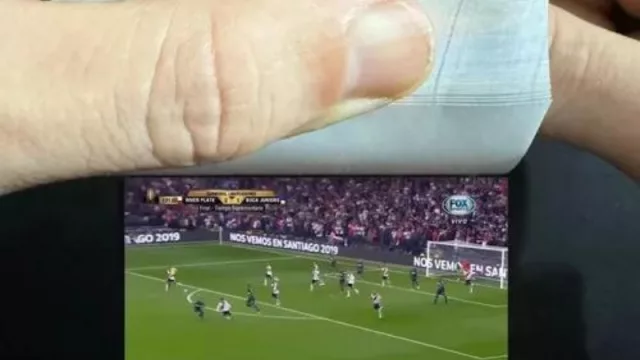 “El taco, no. Hace la personal y ahí se va”: Miniflipbook, el emprendimiento que te hace revivir los momentos que te marcaron el corazón