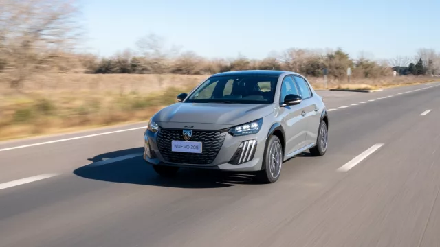 Desde $ 21.662.200 te podes hacer con el nuevo Peugeot 208 (nuevo motor, tecnología y la vuelta del 208 GT)