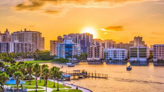 Sarasota: un paraíso para cambiar de vida en la costa del golfo (combina un estilo de vida relajado con una rica oferta cultural)
