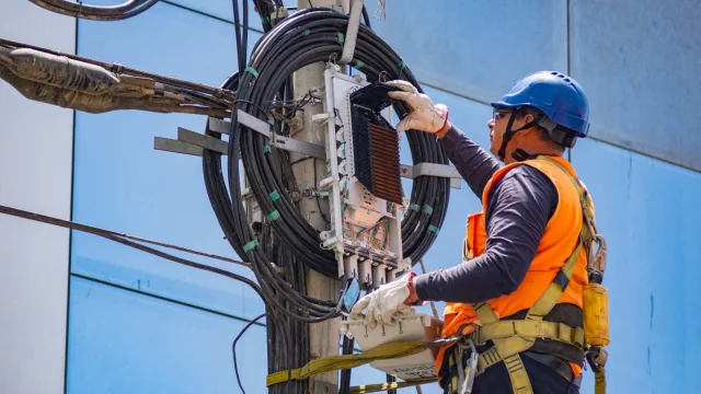 Se va el cobre, entra la fibra: Telefónica Hispanoamérica retirará 25.000 toneladas de cobre al cierre de este 2024