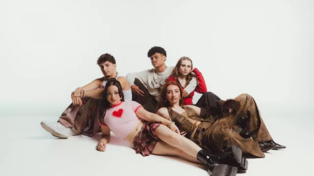 TikTok los cría, Santander los junta: esta es la primera banda nacida en las redes sociales con la Generación Z