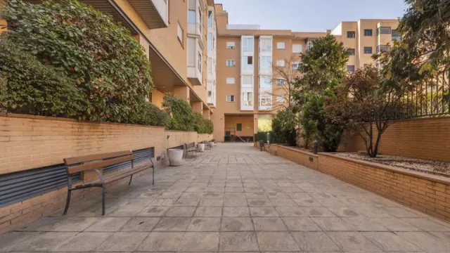 Los españoles necesitan ahorrar de media 65.000 euros para la entrada de un piso (un aumento del 33% desde 2019)