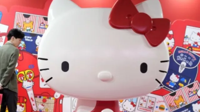 Hello Kitty (el personaje con más colaboraciones en la historia del MKT) cumple 50 noviembres de evolución y éxito