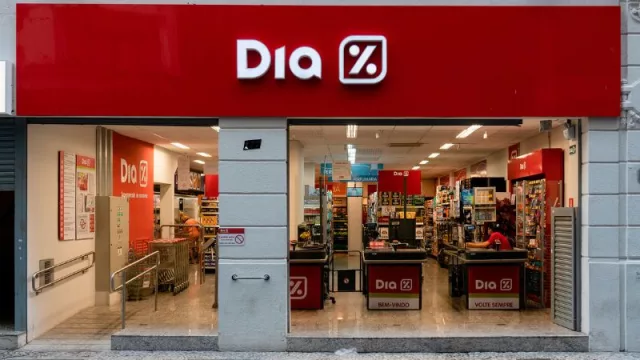 DIA recibe reconocimiento en los Premios Más Digital 2024: obtiene Oro en Lealtad de los Consumidores y Plata en Estrategia de Negocio