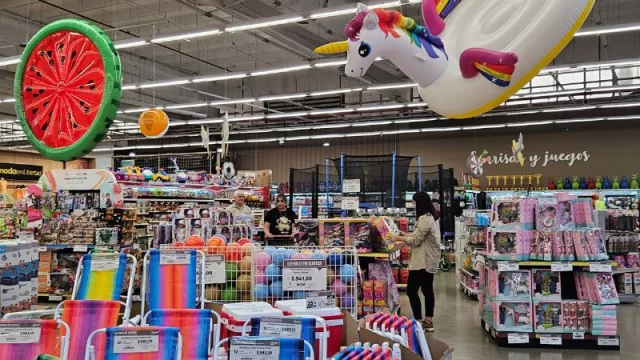 Melchor, Gaspar y Baltazar eligen San Juan: los Reyes Magos llegan a Paseo Libertad con regalos, descuentos y sorpresas