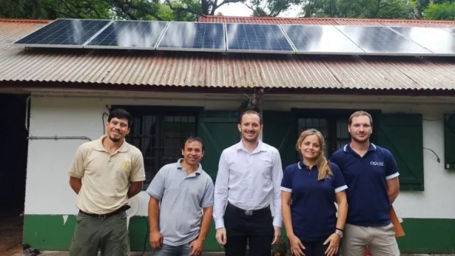 Misiones promueve la inclusión energética con kits solares para hogares y áreas protegidas