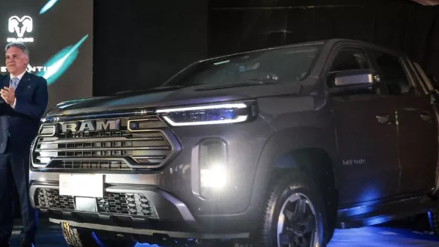 Stellantis tiene un ambicioso plan 2026 para su línea de pickups: quiere fabricar 17.250 RAM Dakota y otras 17.250 Fiat Titano