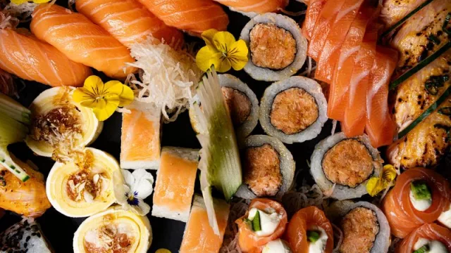 SushiClub presenta Let’s Celebrate, una edición especial de preventa para las Fiestas