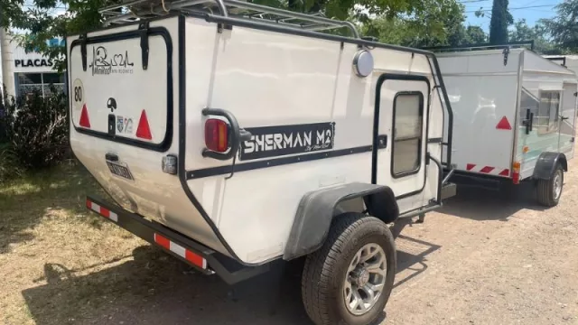 Camping del Oeste, la pyme familiar que lleva motorhomes y casas rodantes a todo el país (desde US$ 1.800)