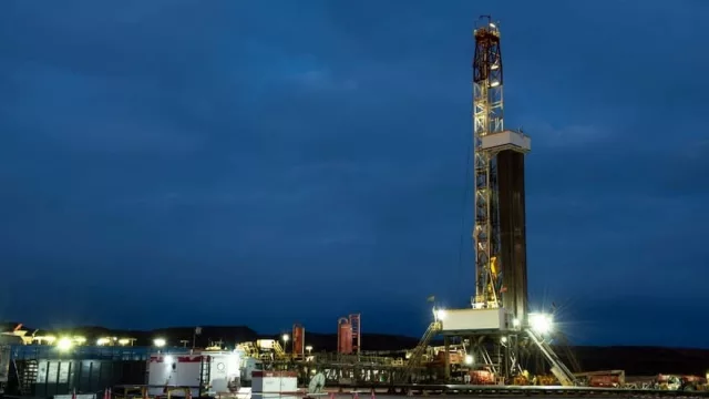 Histórico récord petrolero en Neuquén: supera los 600.000 barriles diarios y ya produce más que todo el consumo nacional