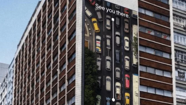 Uber Moto en Brasil: la campaña OOH que convirtió el tráfico en el argumento más poderoso